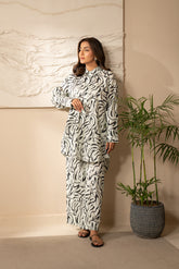 2 Piece Unstitched  Lawn Printed Suit (UC0036)